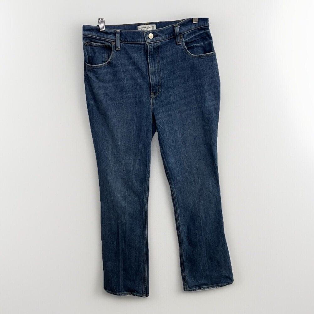 Abercrombie & Fitch ‘70s Vtg Flare Ultra High Rise Med Wash Sz 30 (12) Short